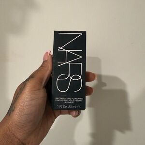 NARS Radiant Foundation in Black and Tan All NEW